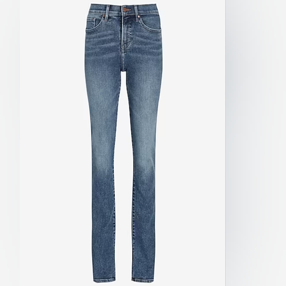 EXPRESS: Mid Rise Medium Wash Skyscraper Jeans - Picture 6 of 9